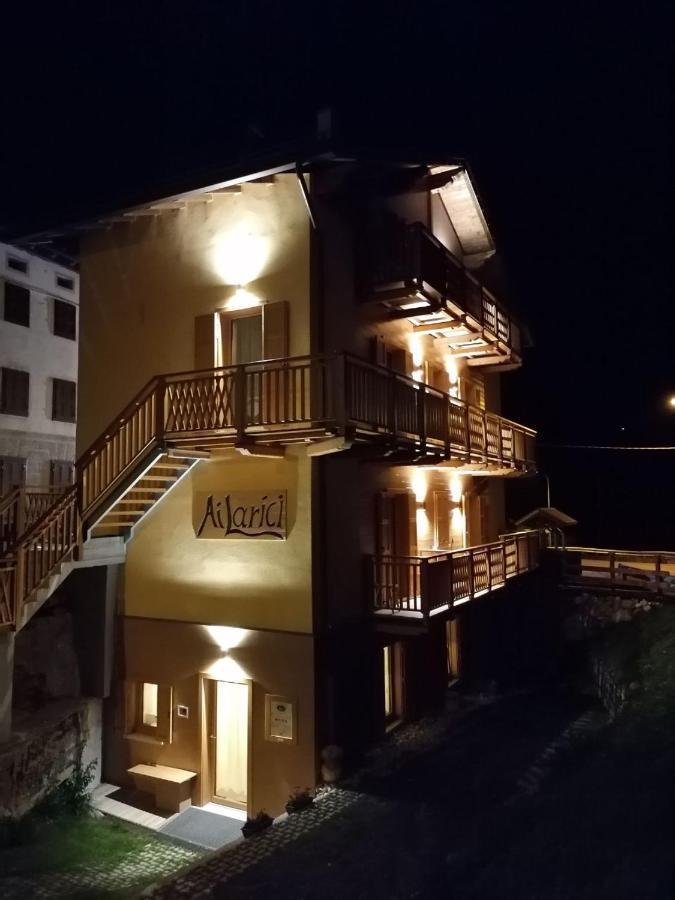 Отель Ai Larici Perarolo di Cadore Экстерьер фото